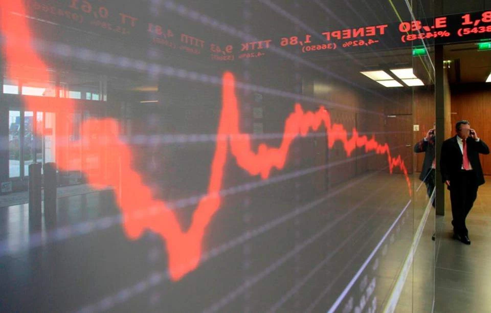 Aνεξέλεγκτη πτώση για το Χρηματιστήριο – Χάθηκαν 10,6 δισ το 2018